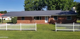 191 Wilkinson Station Rd, Pantego, NC 27860