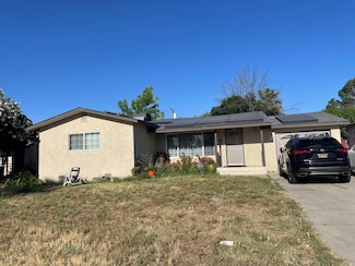 2734 N Millbrook Ave, Fresno, CA 93703