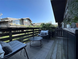 220 Harbor Walk Unit 220, Sayville, NY 11782