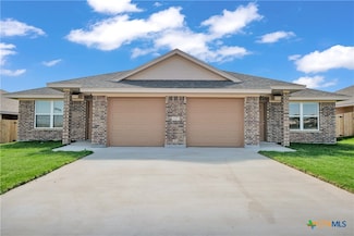 127 Cameron Dr, Copperas Cove, TX 76522