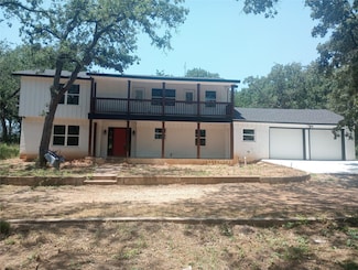 3617 Northcrest Dr, Cleburne, TX 76031