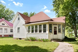 208 W 4th St, Homer, IL 61849