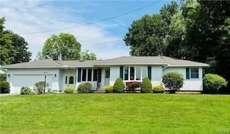 10 Glenridge Rd, Whitesboro, NY 13492