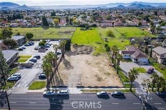 405 W Merrill Ave, Rialto, CA 92376