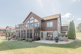 N8104 15th Ave, New Lisbon, WI 53950