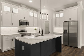 304 Pearl Harbor St, Tool, TX 75143