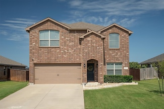216 Meadowlands Dr, Ponder, TX 76259