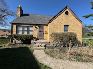 8513 Plainfield Rd, Cincinnati, OH 45236