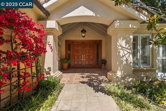3949 Canyon Rd, Lafayette, CA 94549