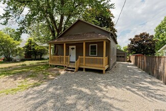 2057 Brookview Rd, Castleton On Hudson, NY 12033