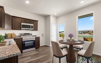 1609 Everwood Ct, Longview, TX 75605