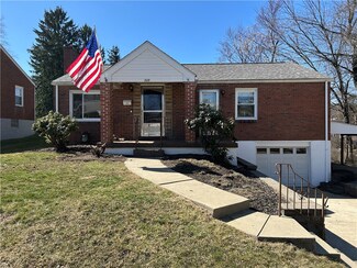 209 Crescent Dr, New Kensington, PA 15068