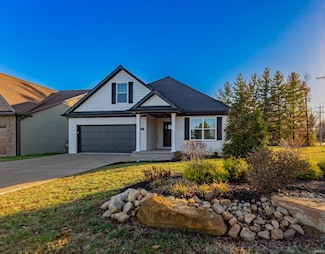 3003 Fehme Ct, Evansville, IN 47725