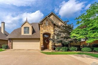 1005 Chateau Ct, Longview, TX 75604
