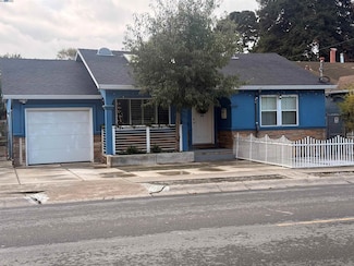 2036 Brookside Dr, San Pablo, CA 94806