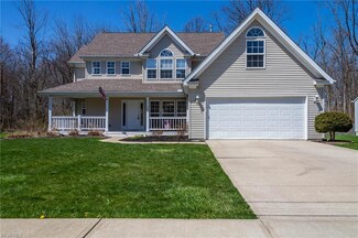 942 Devonshire Ave, Sheffield Lake, OH 44054