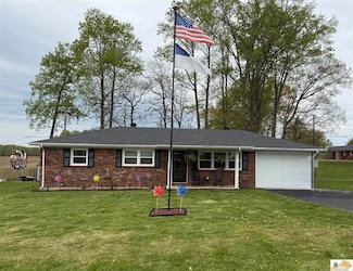 321 Shawnee Ave, Russell Springs, KY 42642