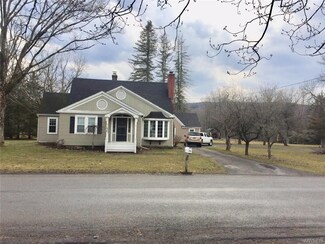 8722 Supervisor Ave, Colden, NY 14033