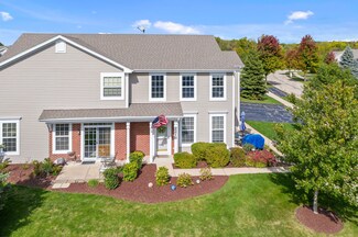 221 Belle Vue Ln Unit B, Sugar Grove, IL 60554