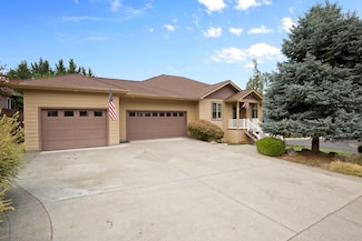 495 Quail Run, Eagle Point, OR 97524