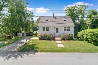 13 E Glenwood St, Nashua, NH 03060