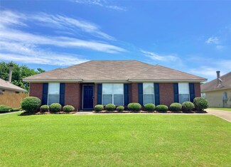 176 Barnes Ct, Wetumpka, AL 36092