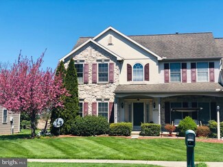 112 Trillium Dr, Palmyra, PA 17078
