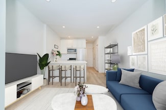319 E 78th St Unit 3D, New York, NY 10075
