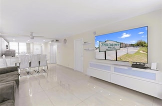 2600 NW 49th Ave Unit 112, Lauderdale Lakes, FL 33313