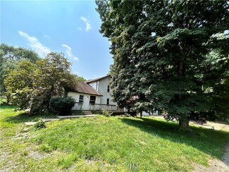 1146 Wampum New Galilee Rd, New Galilee, PA 16141