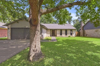 3251 Old Chapel Dr, Spring, TX 77373