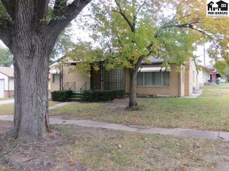 703 S Ninnescah St, Pratt, KS 67124