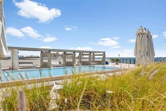 3581 E Glencoe St Unit 207, Miami, FL 33133