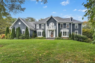 96 Comstock Hill Ave, Norwalk, CT 06850