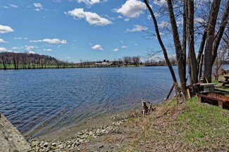 49 Ferry Ln, Stillwater, NY 12170