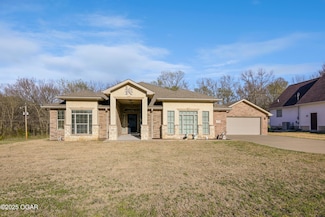 2035 Chickadee Dr, Webb City, MO 64870