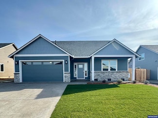 458 NE Cedar St, Sublimity, OR 97385