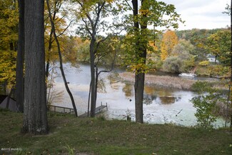 7784 Thornapple Bayou Dr SE, Grand Rapids, MI 49512