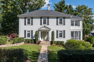 7 Lovewell Rd, Wellesley, MA 02482