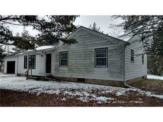 9032 County Road 21, West Unity, OH 43570
