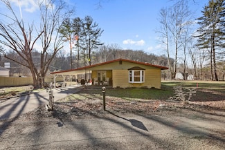 17801 Dorr Run Rd, Nelsonville, OH 45764