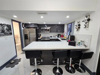 8430 NW 8th St Unit A7, Miami, FL 33126