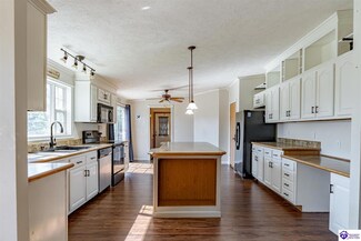 5491 Elizabethtown Rd, Clarkson, KY 42726