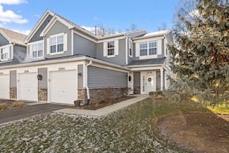 2540 Oneida Ln, Naperville, IL 60563