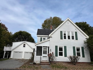 31 Talbot Ave, Rockland, ME 04841