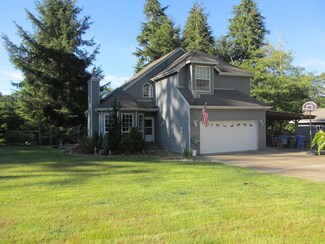 444 Hamer Rd, Siletz, OR 97380