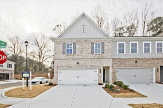 699 Sunstone Ln, Lawrenceville, GA 30043