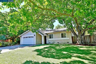 1500 Rugby Ct, Concord, CA 94518