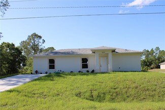 3219 46th St W, Lehigh Acres, FL 33971