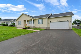 610 Hillgreen St, Bowling Green, KY 42101